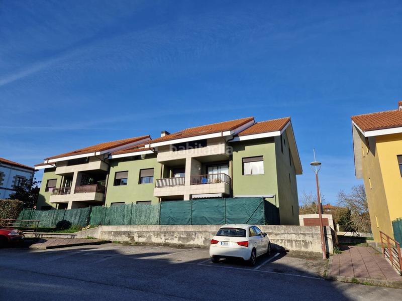 Foto ecc978ad-38d0-4a3d-8ba0-ff436edfeea6. Pis amb calefacció aparcament a Reocín