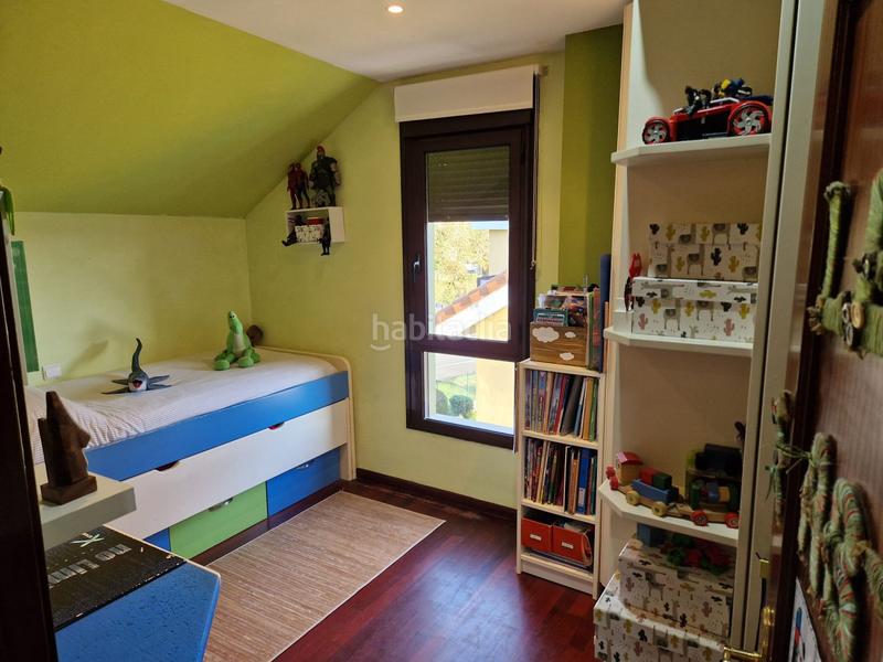 Foto f98e4ec2-dbcc-4dfc-8758-b40b3caedf28. Pis amb calefacció aparcament a Reocín