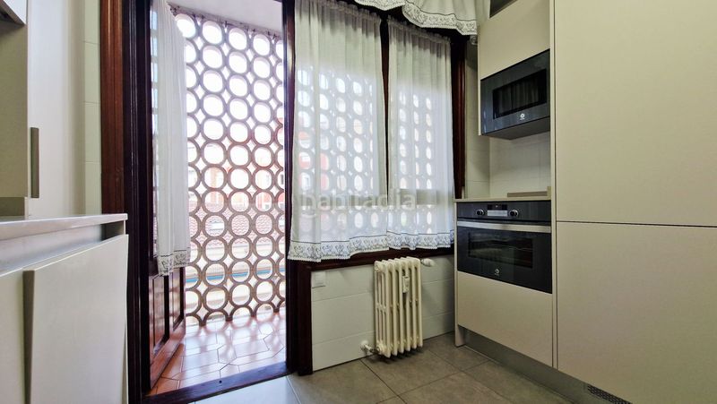 Foto 48a8b9a3-fdd0-4f12-86c1-81d4c9fcd176. Pis amb calefacció a Centro Torrelavega