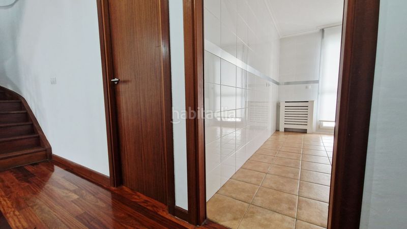 Foto 04114c3a-e0da-444f-a21f-07b63d2dad99. Dúplex amb calefacció a Centro Torrelavega