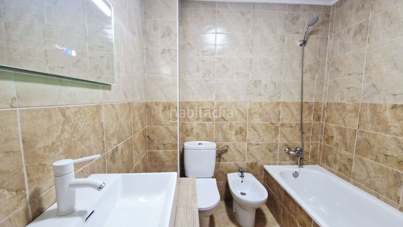 Foto 90ab243f-505a-4561-9106-5bd5cef2b814. Dúplex amb calefacció a Centro Torrelavega