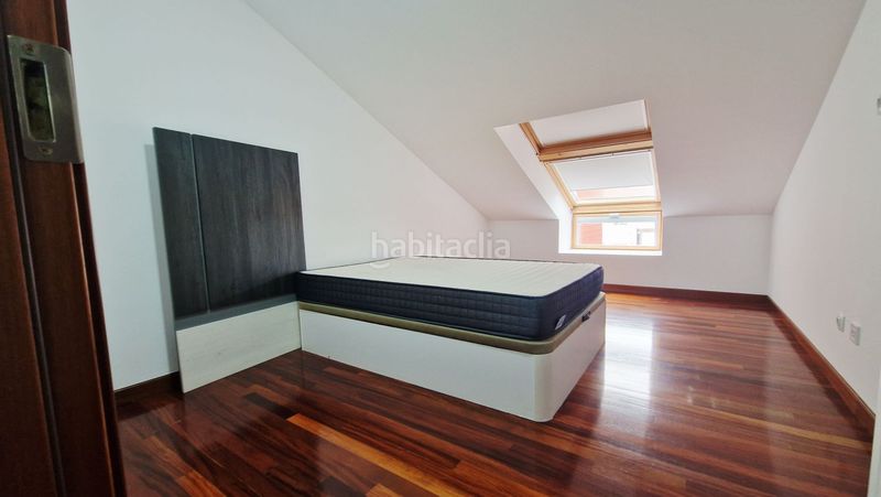 Foto b93fce4d-c156-4f23-899c-3a7d6404edc4. Dúplex amb calefacció a Centro Torrelavega