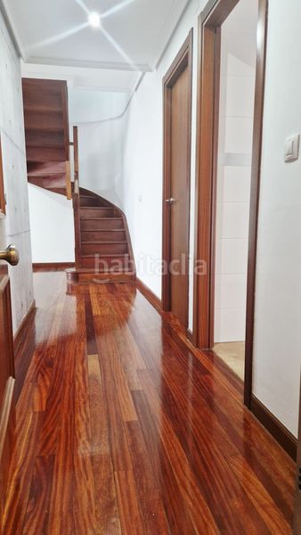 Foto e7ca23e6-574a-47a2-ba6d-4528c4e9e12c. Dúplex amb calefacció a Centro Torrelavega