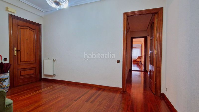 Foto a9796025-79b3-412d-b2c7-7f54c66e85a8. Pis amb calefacció a Centro Torrelavega
