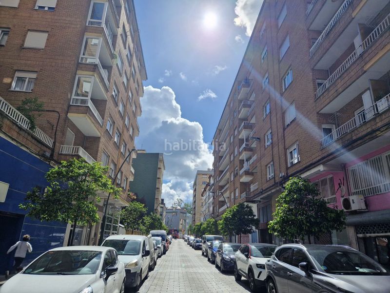 Foto 5700fc01-59fc-4f9c-85e5-389f46b2906b. Pis amb calefacció a Inmobiliaria - Barreda Torrelavega