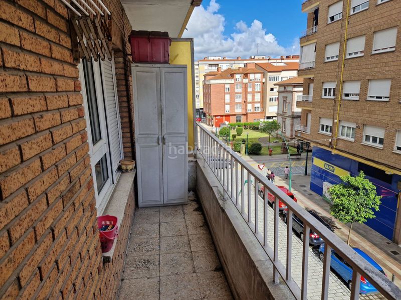 Foto abdcb27d-0618-4b51-8d02-9393a0b46efa. Pis amb calefacció a Inmobiliaria - Barreda Torrelavega