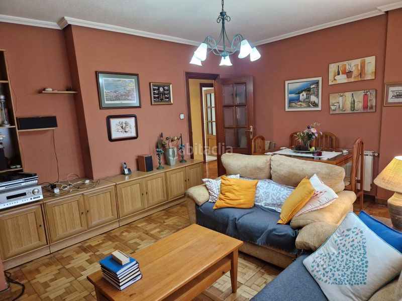 Foto c71f6c7e-efa5-4a02-856a-a5c4b288180b. Pis amb calefacció a Inmobiliaria - Barreda Torrelavega