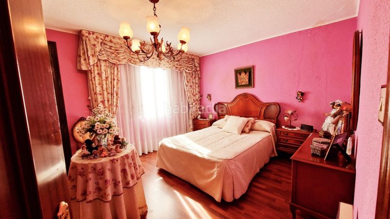 Foto c20b72b9-afea-4c65-a4e9-57c161b04336. Casa amb aparcament a Renedo Piélagos