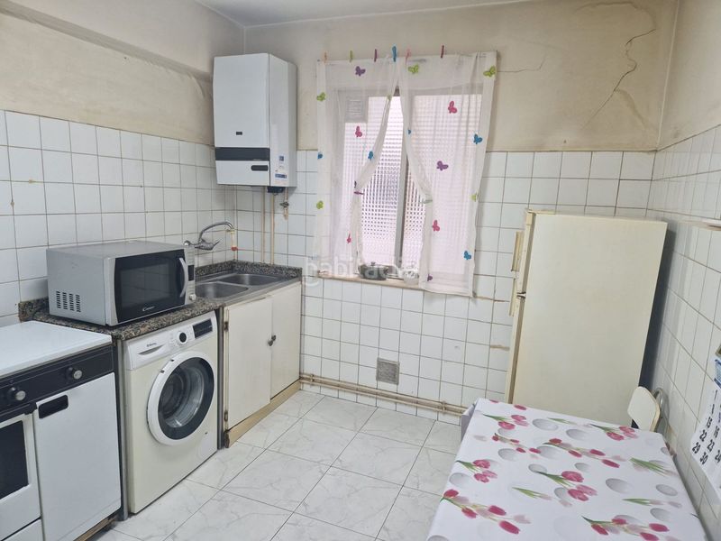 Foto e13b8be4-5fa8-4364-bdd2-05878a6b44f8. Pis amb calefacció a Inmobiliaria - Barreda Torrelavega