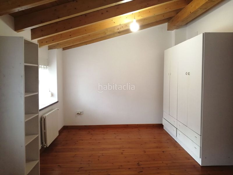 Foto 48c49fc9-ce64-4256-8ea6-346ce32ad56a. Casa amb calefacció aparcament a Arenas de Iguña