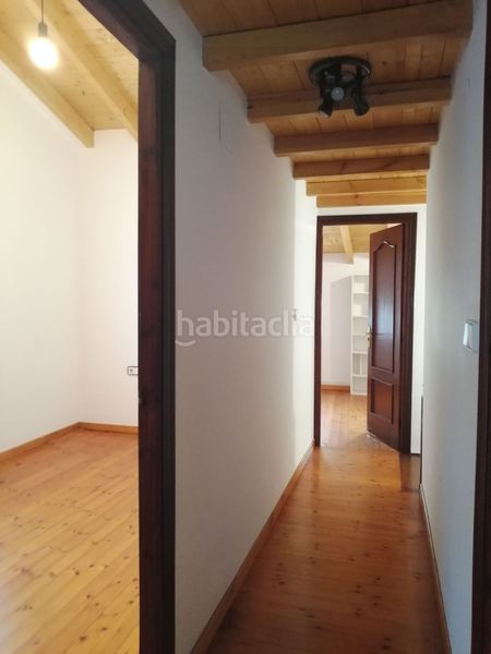 Foto a46dc337-adb6-4e8e-9e52-679934c48bf8. Casa amb calefacció aparcament a Arenas de Iguña