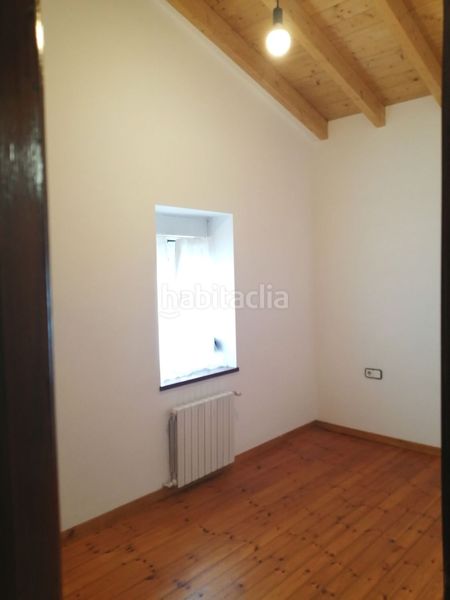 Foto f5b66df8-f4bb-4dcf-9c44-af40ad253fee. Casa amb calefacció aparcament a Arenas de Iguña