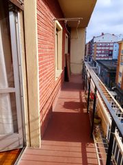 Affitto Appartamento  Jose maria pereda. Piso en alquiler en centro, 3 dormitorios.