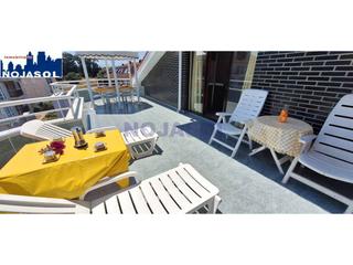 Rent Penthouse in Santos martiles  14. Ref.002051 atico 3 habit. a 150 m de la playa de ris con una ter
