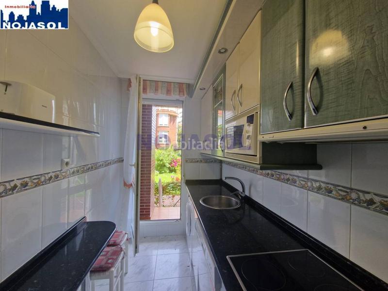 Foto 0a49b8e8-820b-46d5-b8d5-bffe9da207c9. Rent apartment in paseo del brusco 3 in Helgueras Noja