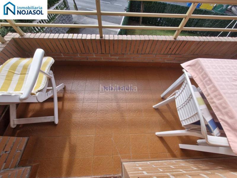 Foto 8b8de47b-e4d9-4617-9b0e-5ce1d72b9d88. Piso ref.000128 bajo de 3 habitaciones con jardin de 150m2, terraza de 40 m2, garaje doble, ascensor y calafacción en Noja