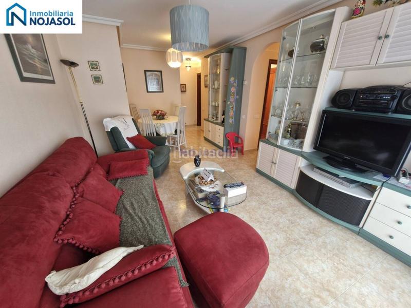 Foto df6cb2c0-9379-41ce-bc3e-e8c5a3125c5b. Piso ref.000128 bajo de 3 habitaciones con jardin de 150m2, terraza de 40 m2, garaje doble, ascensor y calafacción en Noja