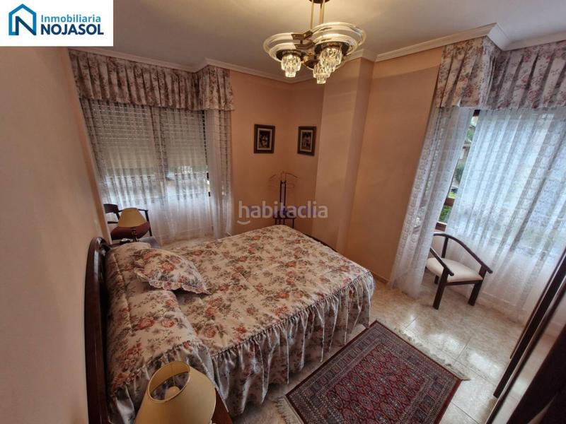 Foto e9657626-81ab-4224-843f-284713ee2ce4. Piso ref.000128 bajo de 3 habitaciones con jardin de 150m2, terraza de 40 m2, garaje doble, ascensor y calafacción en Noja
