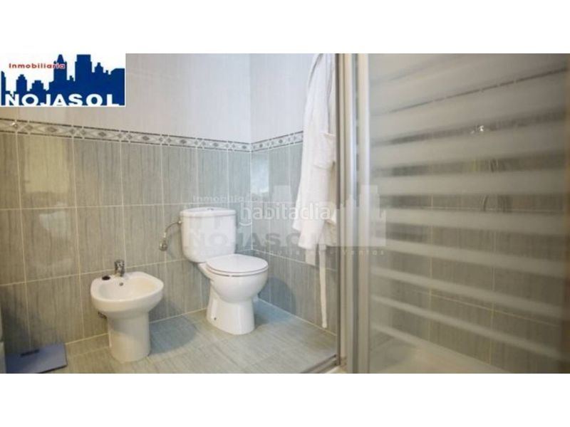 Foto 11a159f4-063a-41a7-91ed-1cccad59d7a5. Casa aparellada amb calefacció aparcament piscina a Bareyo