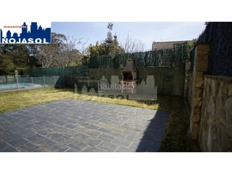 Foto 4e958bdc-ad25-43a0-8ffc-0efa9bc814f3. Casa aparellada amb calefacció aparcament piscina a Bareyo