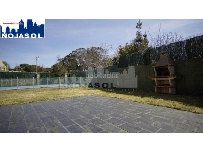 Foto 7559b1b7-8e95-4936-b261-55c51c6e32ab. Casa aparellada amb calefacció aparcament piscina a Bareyo