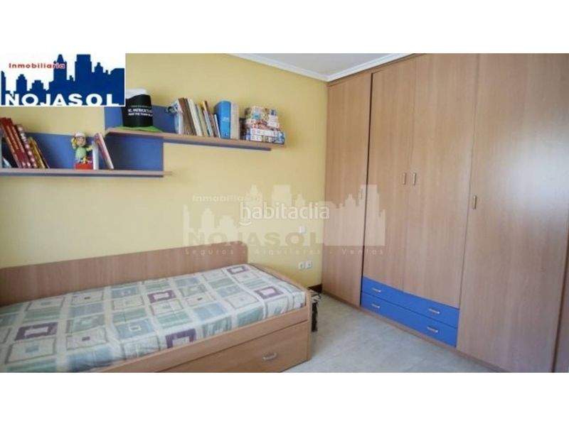 Foto 8aa3c0cc-6326-4aff-be78-a26be049b711. Casa aparellada amb calefacció aparcament piscina a Bareyo