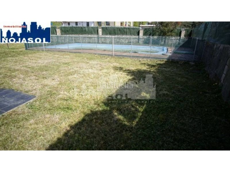 Foto fa19f911-c9c7-40f0-85cb-916152072aa6. Casa aparellada amb calefacció aparcament piscina a Bareyo