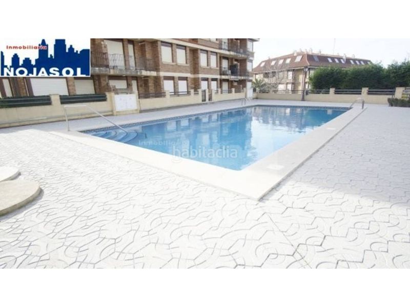 Foto 4d8745db-7558-42d8-a07b-bce736ed2d4a. Lloguer apartament a avenida Ris 32 a Ris Noja