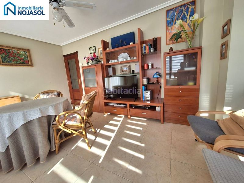 Foto 4fec51a0-3ed2-4fcc-a553-88900a15e3e9. Lloguer apartament a avenida Ris 32 a Ris Noja