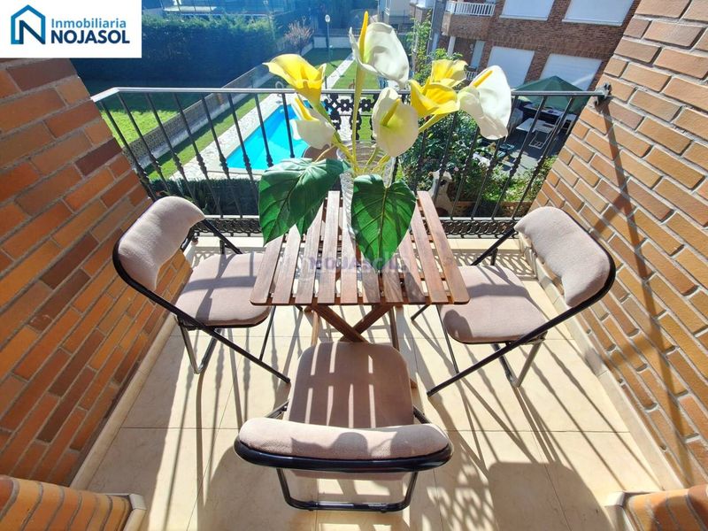 Foto 657ca9a4-d065-4263-9e9a-a36f6b5420cf. Lloguer apartament a avenida Ris 32 a Ris Noja