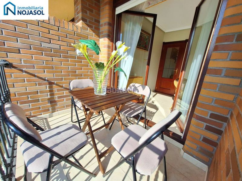 Foto 8600dcda-9f0e-4e99-8111-6d9bba1e4599. Lloguer apartament a avenida Ris 32 a Ris Noja