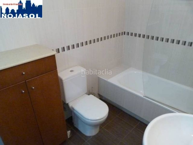 Foto 0a4a14d3-5a3d-42a9-b640-e4b2ed0e2bb4. Location appartement avec chauffage parking piscine dans Noja