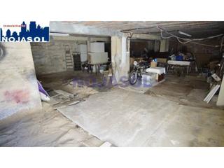 Local commercial  Maritimo. Ref 000122  lonja de 180 m2 en 1 linea de playa de ris