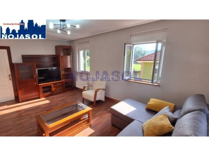 Foto 3affe529-b14a-4dab-abbb-87fbf9c842c4. Lloguer casa a calle la carrera 4 a Hazas de Cesto