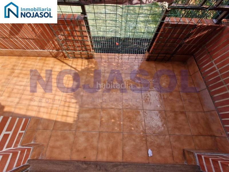 Foto 7368c381-80bd-4e7f-ae2d-508c80fb7bef. Apartamento ref 000523 precioso bajo con terraza en urbanización con piscina en Meruelo