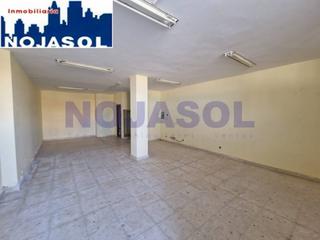 Location Local commercial  Juan hormaechea. Ref.002381  local isla a pie de calle 60m2