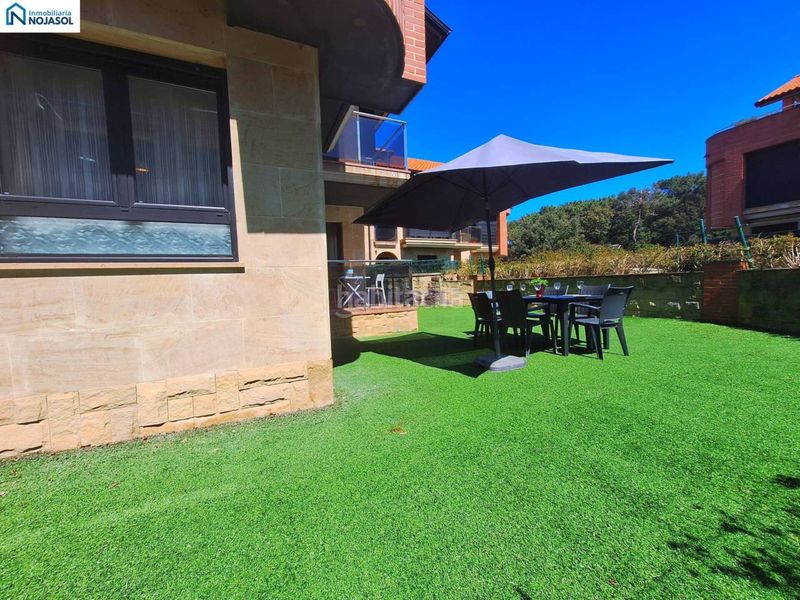 Foto 0ec44433-0c28-48fb-8629-a0ff3c830db3. Alquiler apartamento en avenida la sierra 6 ref. 002334 exclusivo bajo con jardin en alquiler en una de la mejores zonas en Noja