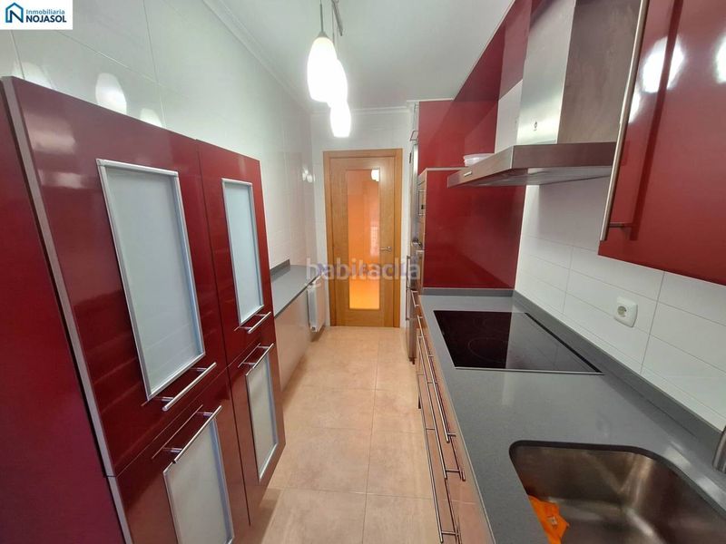 Foto 50daf3bf-ea84-4e68-a664-efce82881103. Alquiler apartamento en avenida la sierra 6 ref. 002334 exclusivo bajo con jardin en alquiler en una de la mejores zonas en Noja