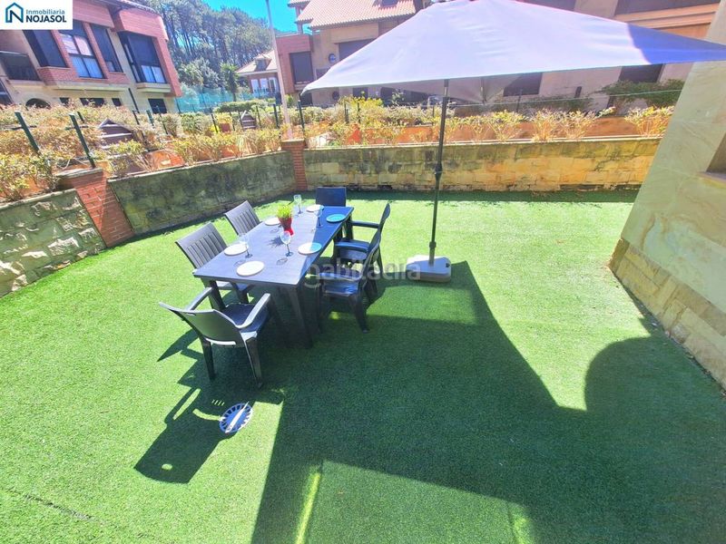 Foto 57fe13d5-0a4c-4003-bdc6-e621c3b55be5. Alquiler apartamento en avenida la sierra 6 ref. 002334 exclusivo bajo con jardin en alquiler en una de la mejores zonas en Noja