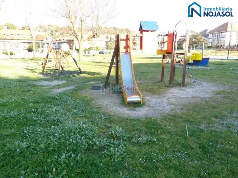 Foto 83a4631e-9890-45dd-891b-123f6ad9f16c. Alquiler apartamento en avenida la sierra 6 ref. 002334 exclusivo bajo con jardin en alquiler en una de la mejores zonas en Noja