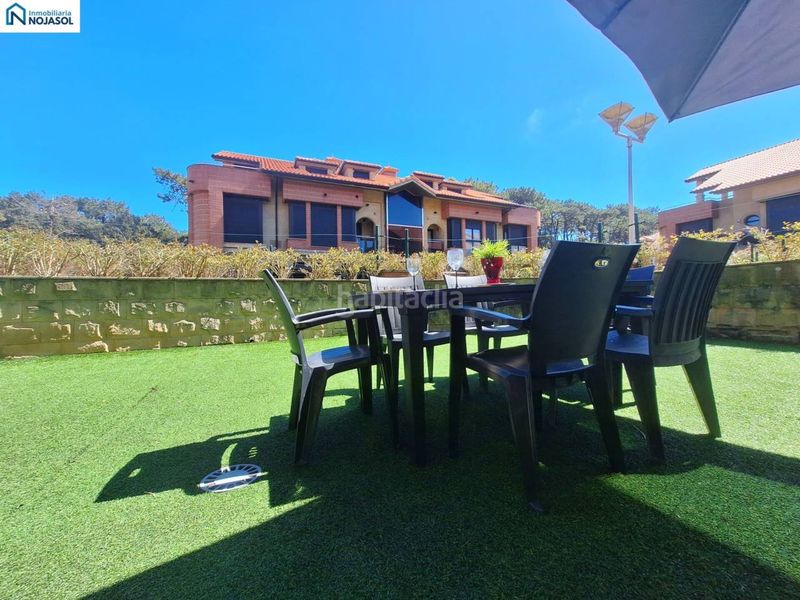 Foto a899dade-7f08-4dec-a7e6-4eefd039941e. Alquiler apartamento en avenida la sierra 6 ref. 002334 exclusivo bajo con jardin en alquiler en una de la mejores zonas en Noja