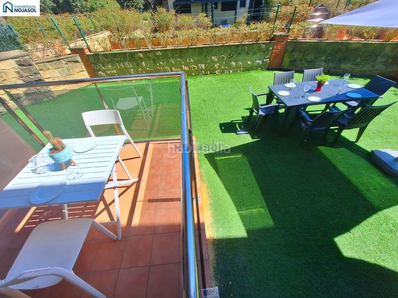 Foto d69fc1d2-77a3-4480-86b7-63fce77783b4. Alquiler apartamento en avenida la sierra 6 ref. 002334 exclusivo bajo con jardin en alquiler en una de la mejores zonas en Noja