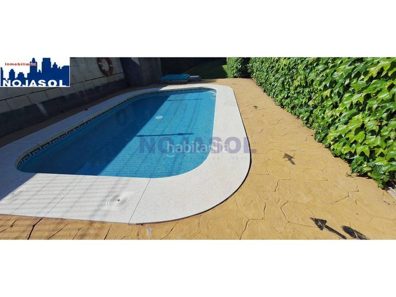 Foto 29412ec6-e836-4cbd-a877-e37f992e2b42. Rent apartment in paseo el brusco 3 in Helgueras Noja