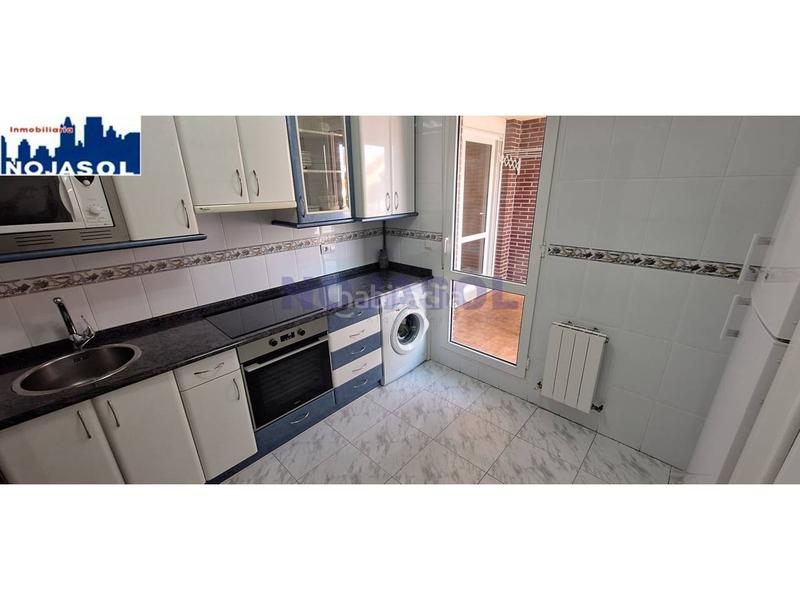 Foto 9ce21a06-1ff2-4cb1-8665-97f3f6f585b5. Rent apartment in paseo el brusco 3 in Helgueras Noja