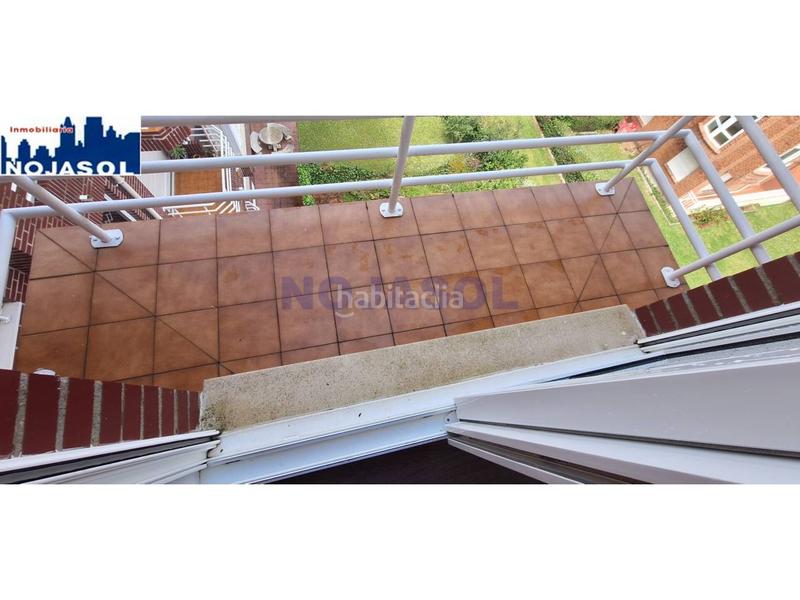 Foto a39ce95d-bf2b-4b27-b802-3330c492816b. Rent apartment in paseo el brusco 3 in Helgueras Noja