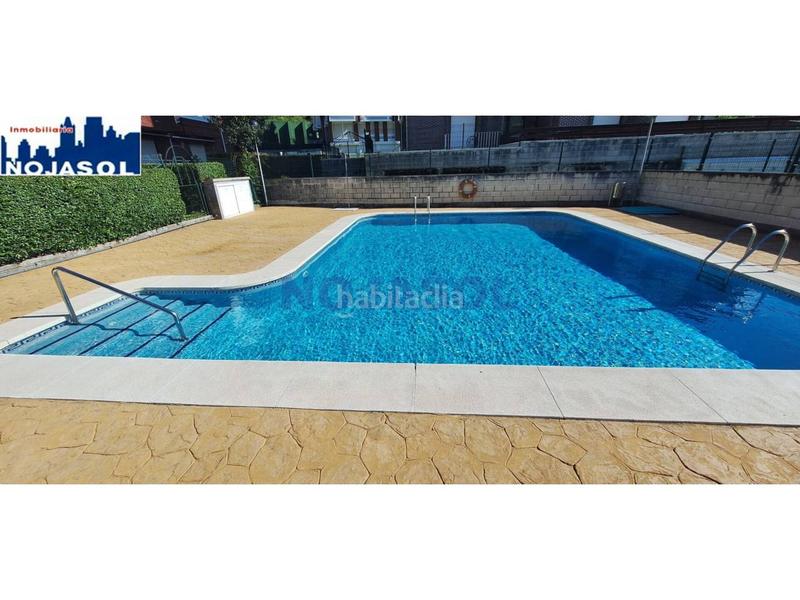 Foto d19fa6ba-bf46-4702-ae9c-73c6ec66681f. Rent apartment in paseo el brusco 3 in Helgueras Noja