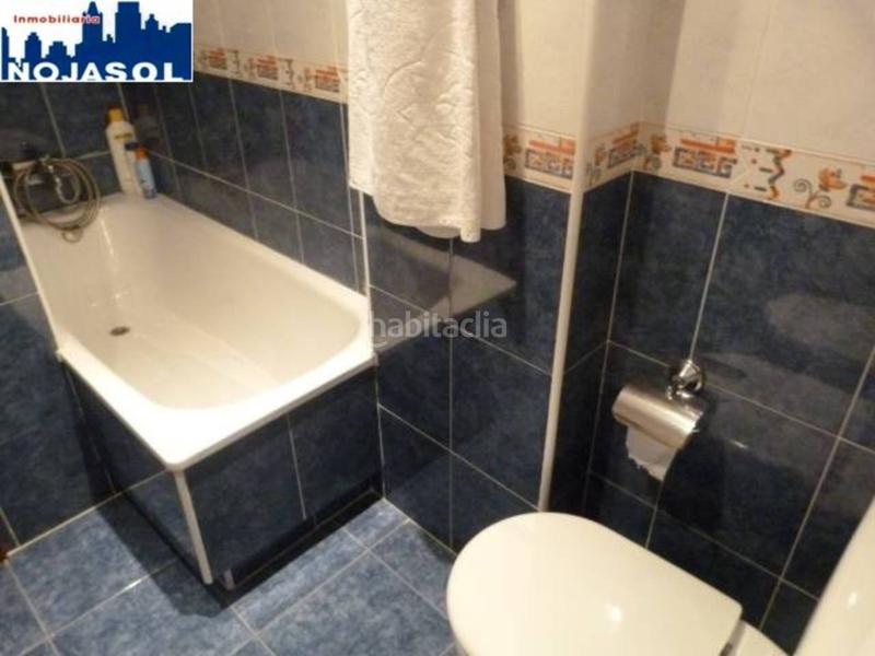 Foto 855a5c98-13c5-46cd-a087-e33a4f7ca007. Location appartement avec chauffage parking dans Tregadín Noja