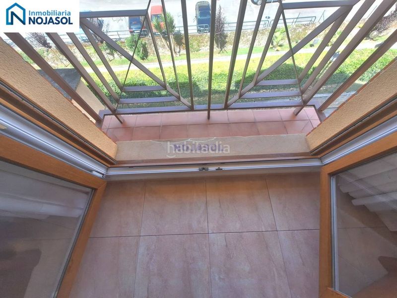 Foto 6a0607dd-70b8-46b3-8262-70de60920059. Rent apartment with heating parking in Tregadín Noja