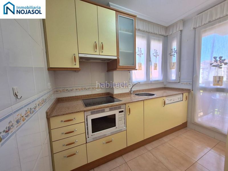 Foto c8133031-31cd-480c-bf88-bb1330f12978. Rent apartment with heating parking in Tregadín Noja