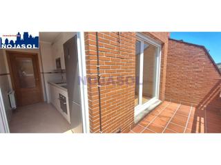 Apartament a General 53. Ref 000076  atico a estrenar en gama, amplio y soleado de 2 habi